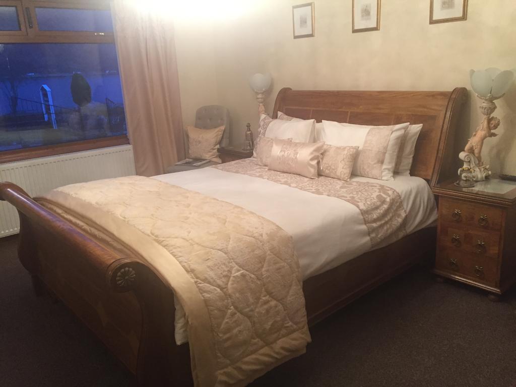 Westcourt Bed & Breakfast フォート・ウィリアム エクステリア 写真